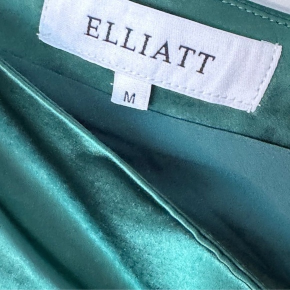 Elliatt Cassini Forest Green One Shoulder Cocktail Dress | Size M - Picture 10 of 10